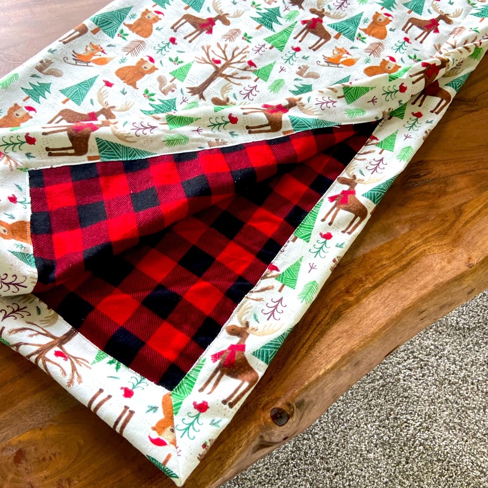 Wildlife winter flannel blanket